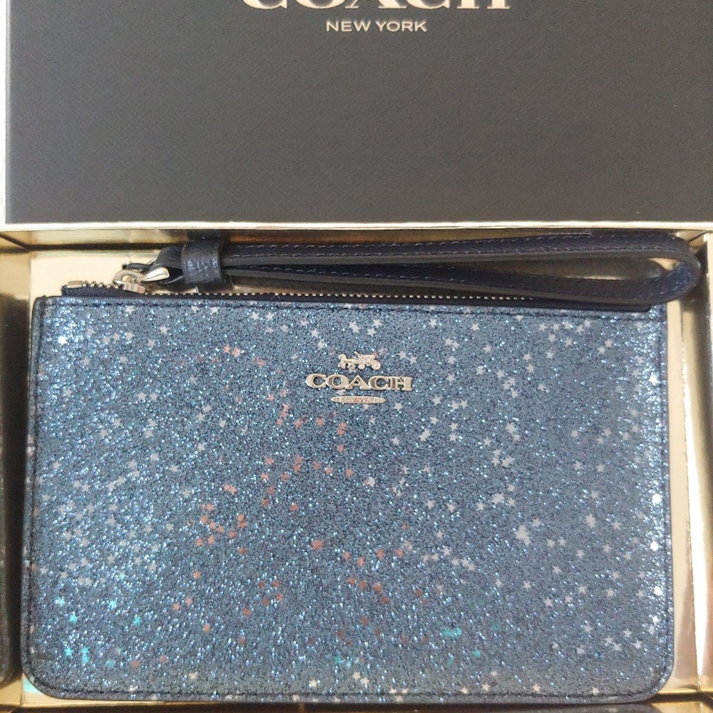 🎁🎉NIB Holiday Coach Wrisrlet